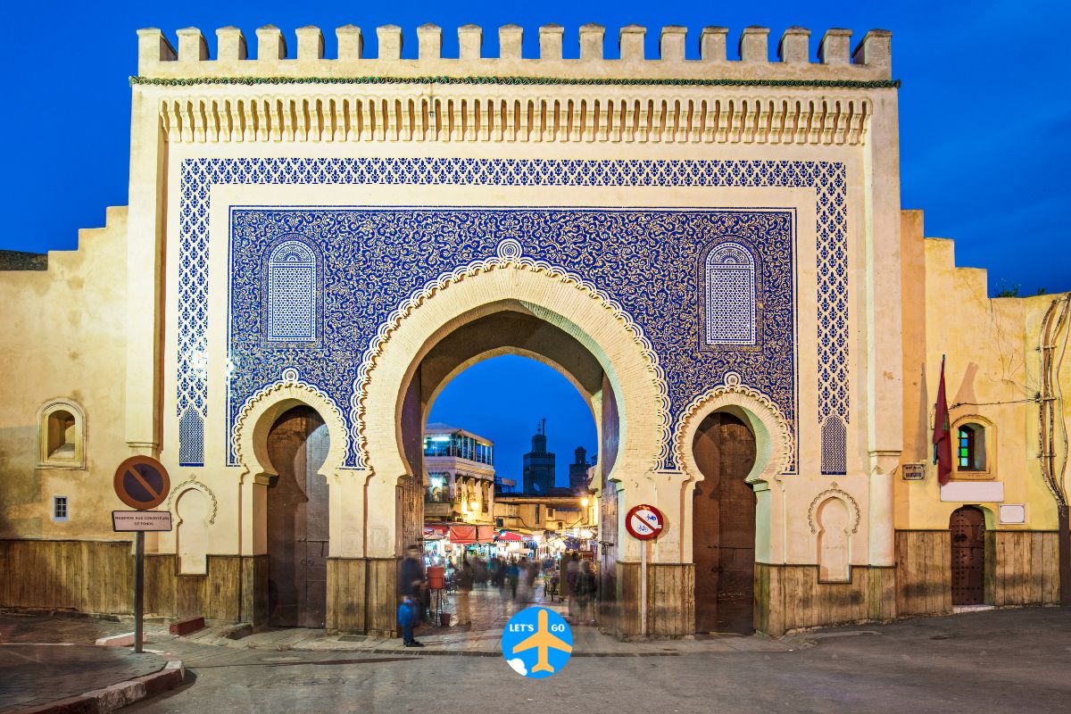 ประตูบับมันซู (Bab Mansour Monumental Gate) – เมืองเมคเนส (Meknes)